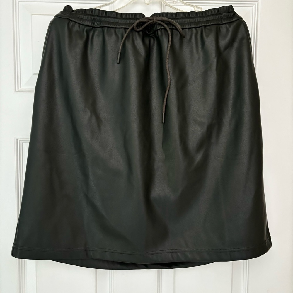NEW J Jill faux Women’s leather skirt NWT Size L Large